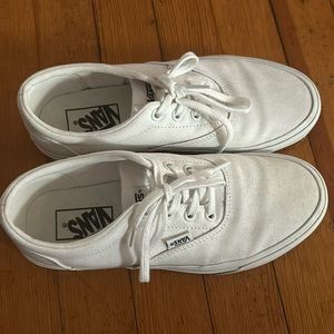 Women’s White Vans size 7.5